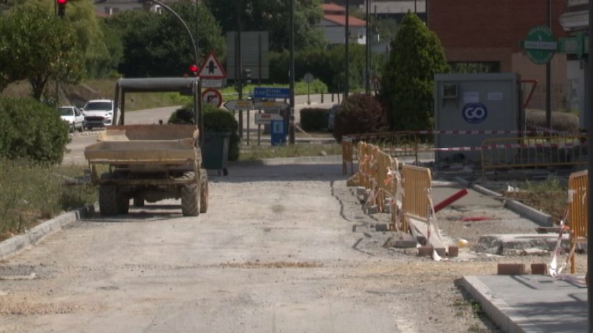 Se retoman las obras de la plaza del Ferroviario de El Berrón