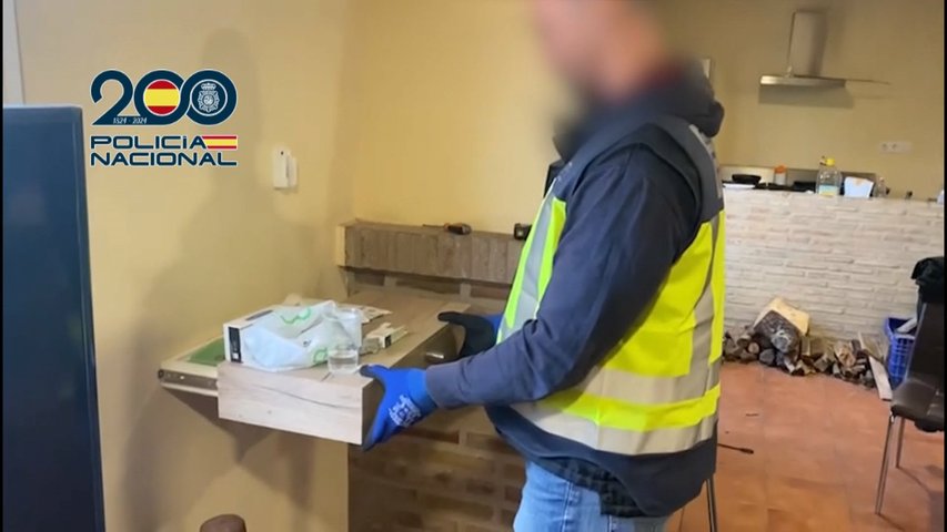 La Polic A Nacional Desmantela Un Laboratorio De Drogas Sint Ticas Y