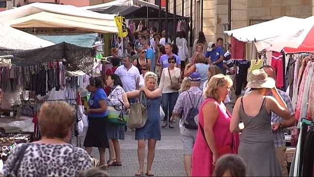 Turistas en Llanes