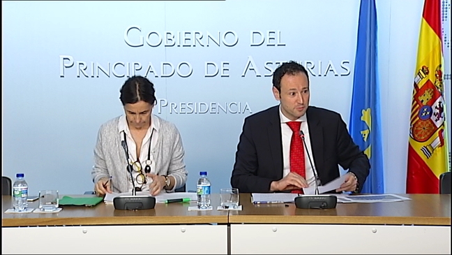 Dolores Carcedo y Guillermo Martínez en rueda de prensa