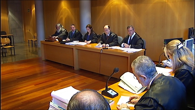 Abogados durante un juicio