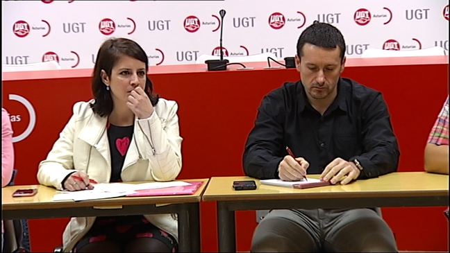 Adriana Lastra durante su reunión con UGT