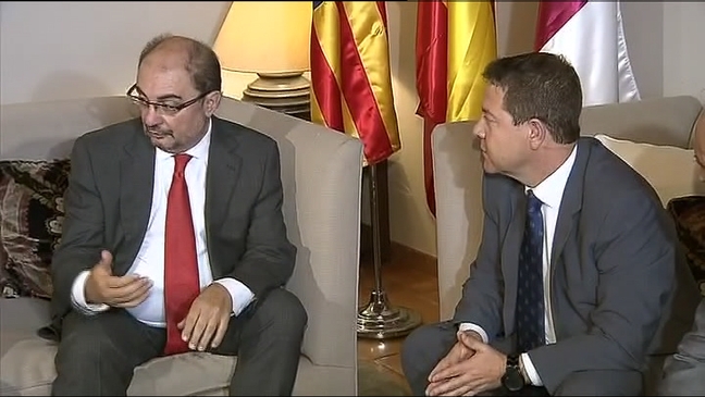 Los presidentes de Castilla-La Mancha y Aragón, Emiliano García-Page y Javier Lambán,