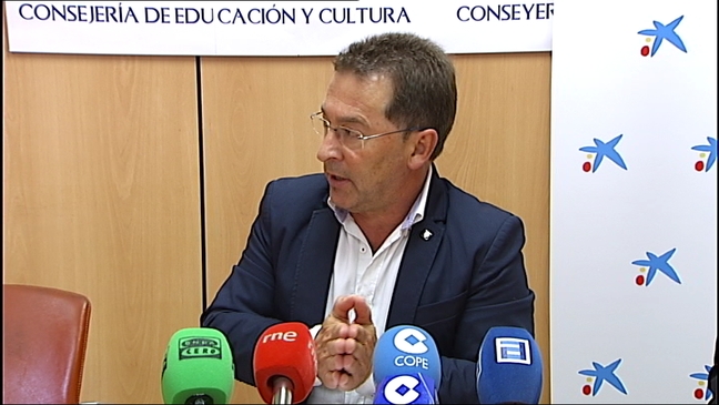 El consejero de Educación, Genaro Alonso