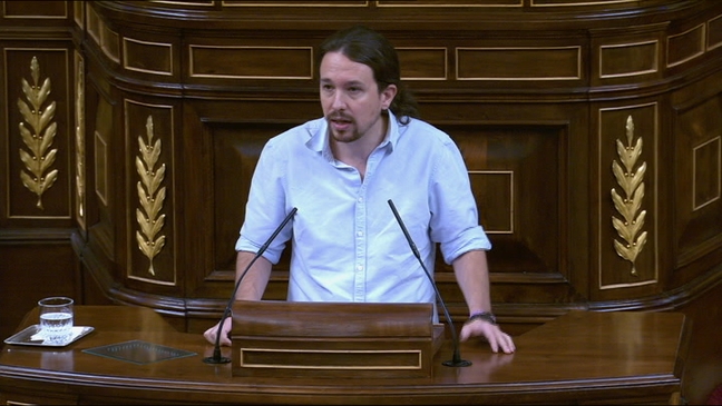 Pablo Iglesias critica al PSOE y Ciudadanos por permitir al PP gobernar 