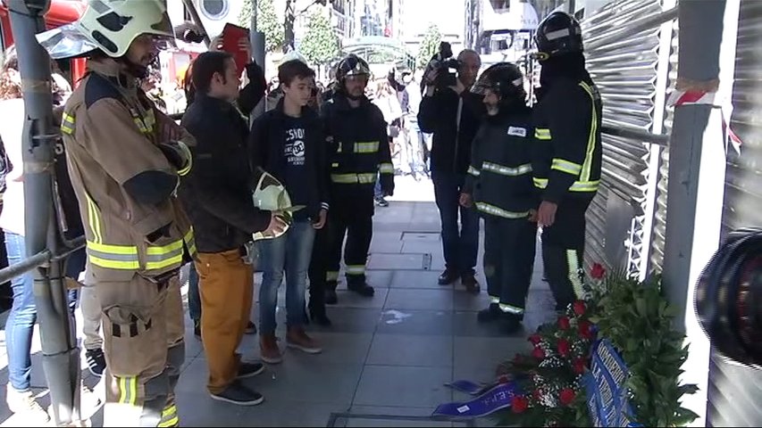 Homenaje al bombero Eloy Palacio