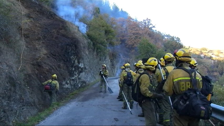 Controlados los incendios de Ibias y Cangas del Narcea