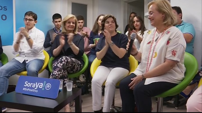 Soraya Sáenz de Santamaría durante su acto en Oviedo 