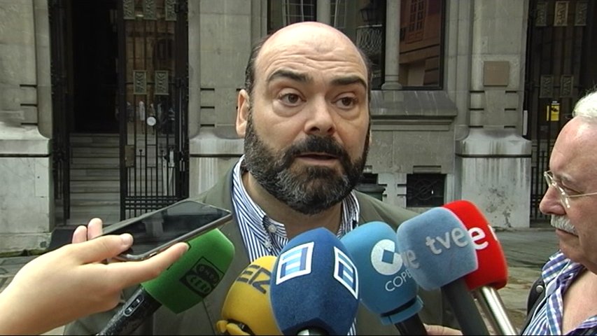 El portavoz del PP de Oviedo, Agustín Iglesias Caunedo