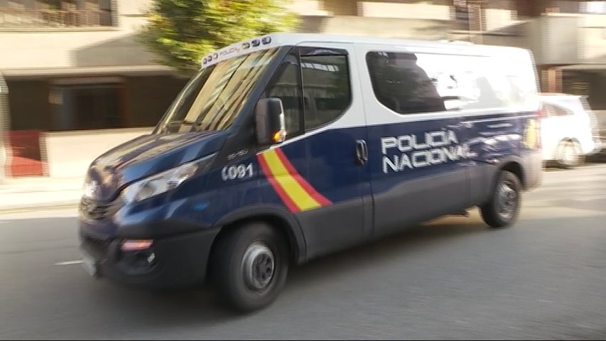 Furgón de la Policía Nacional