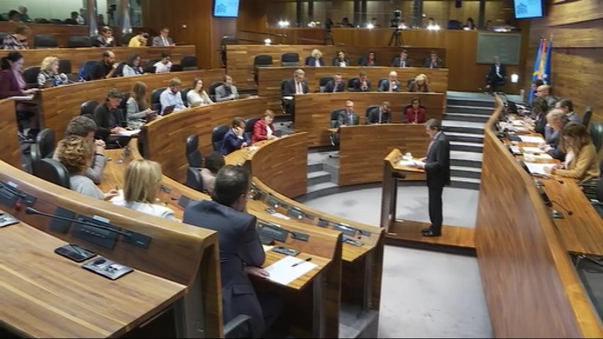 Reacciones de los grupos al discurso de Javier Fernández