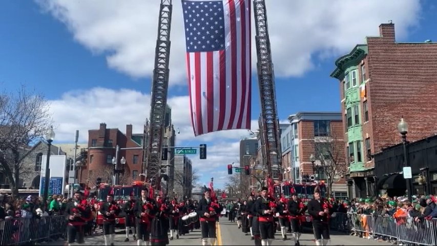   Boston se rinde a la música y tradición de la Banda de Gaitas de Corvera