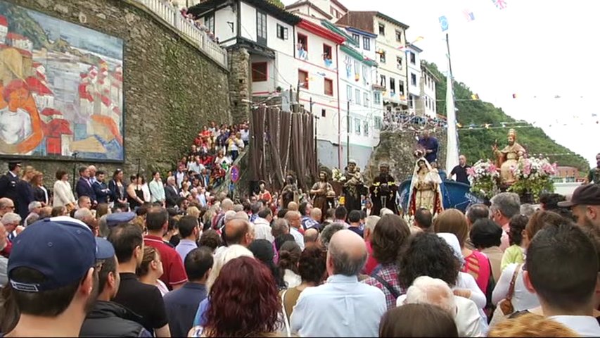 Minuto de silencio en el pregón de L'Amuravela