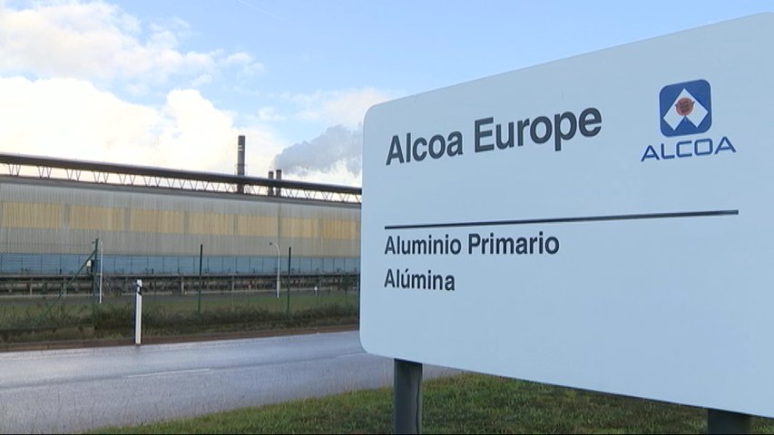 Cartel entrada a las instalaciones de Alcoa