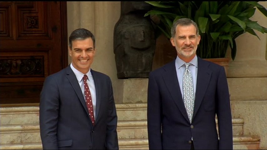 El rey y Sánchez se reúnen en el Palacio de Marivent