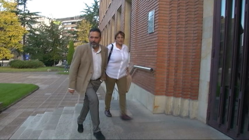 Los concejales Ana Rivas y Ricardo Fernández declaran en el juicio del incendio de Uría 58