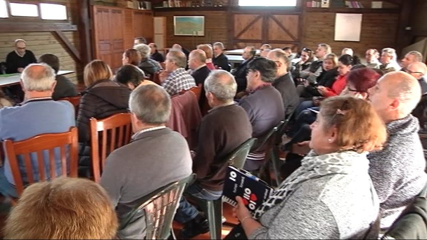 Reunión de las asociaciones de Valdés