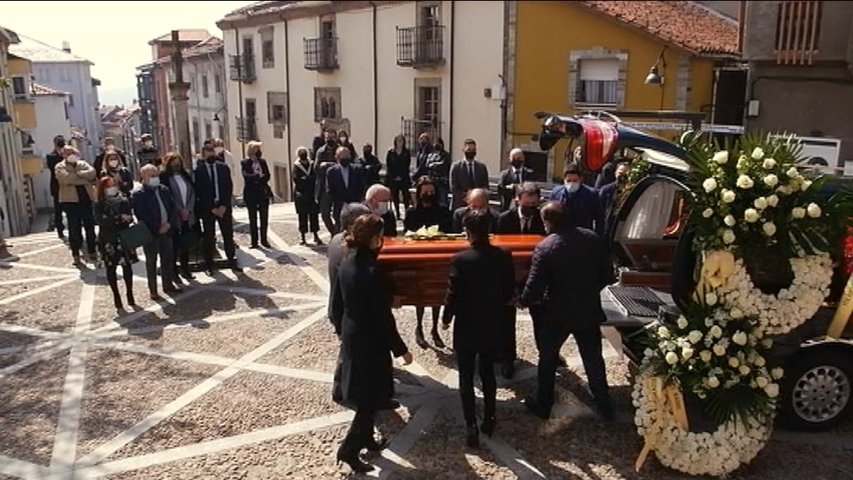 Funeral de Carlos Manuel Rodríguez, consejero delegado de Cafento, en Tineo