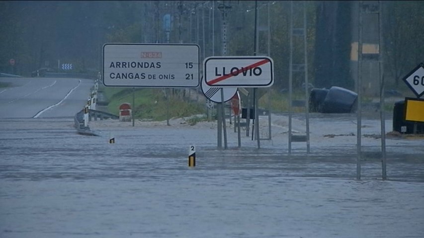 Inundaciones en la localidad de Llovio