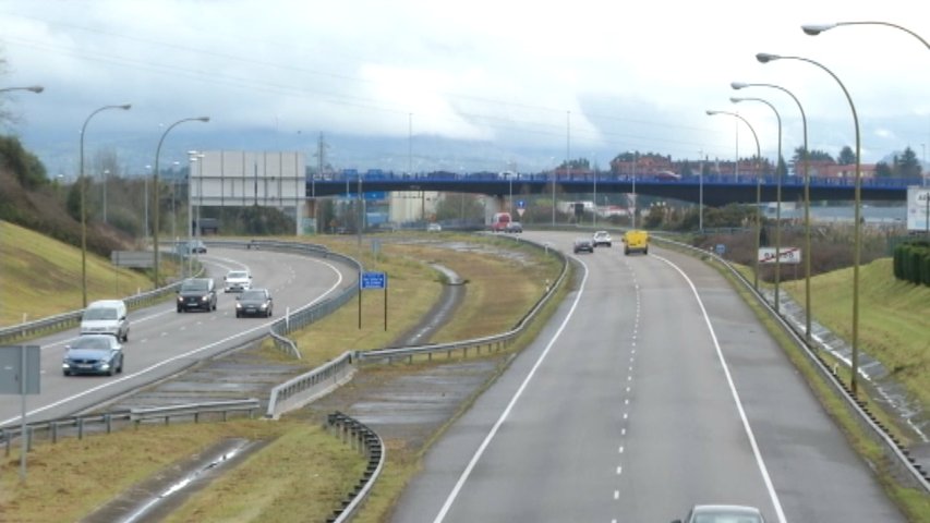 Tráfico en la entrada a Oviedo por la A-66 