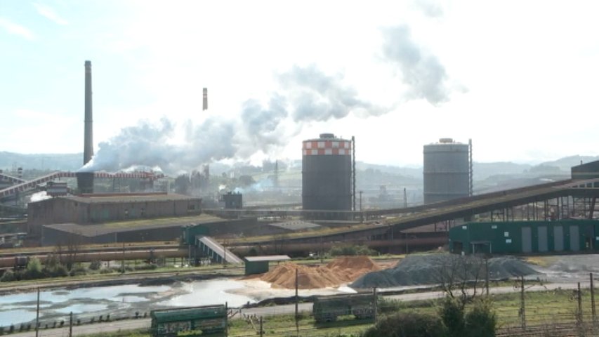 ArcelorMittal anuncia paradas en la acería de Gijón y en las divisiones de largos y alambrón