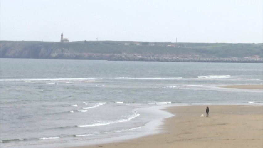 Playa asturiana incluida en la iniciativa de Playas sin Humo del Principado