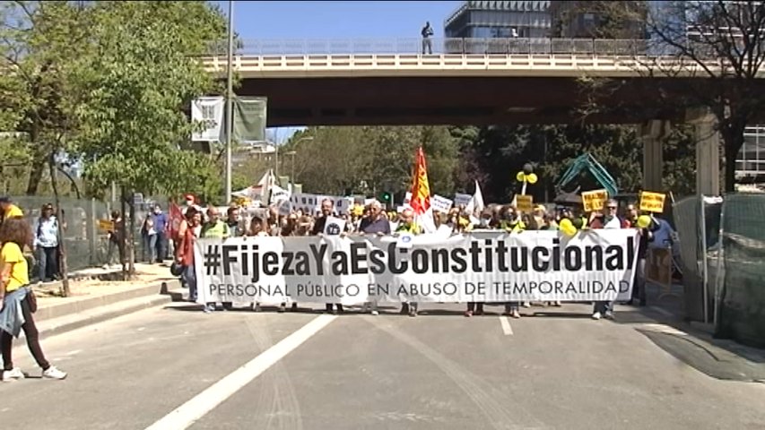 Manifestación contra el uso abusivo de la temporalidad en las Administraciones Públicas