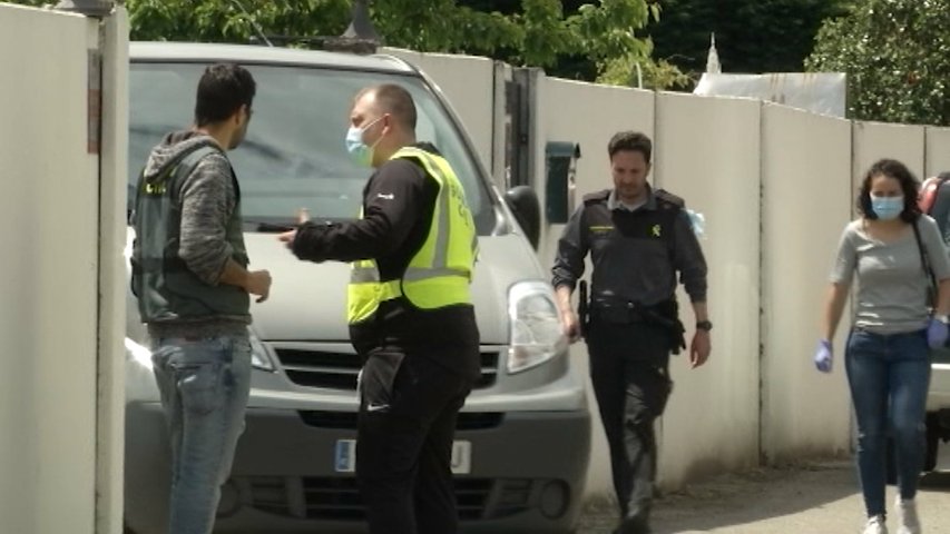 La Guardia Civil en el lugar del suceso en Grado