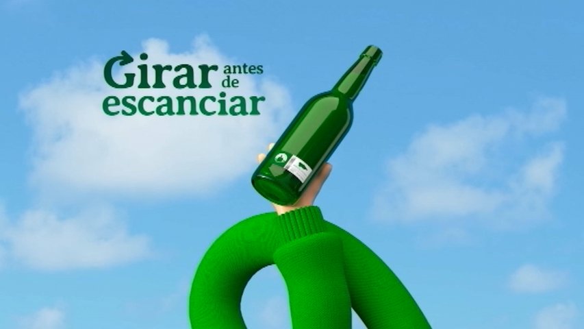 Girar antes de escanciar antes de escanciar para ver la etiqueta de sidra DOP