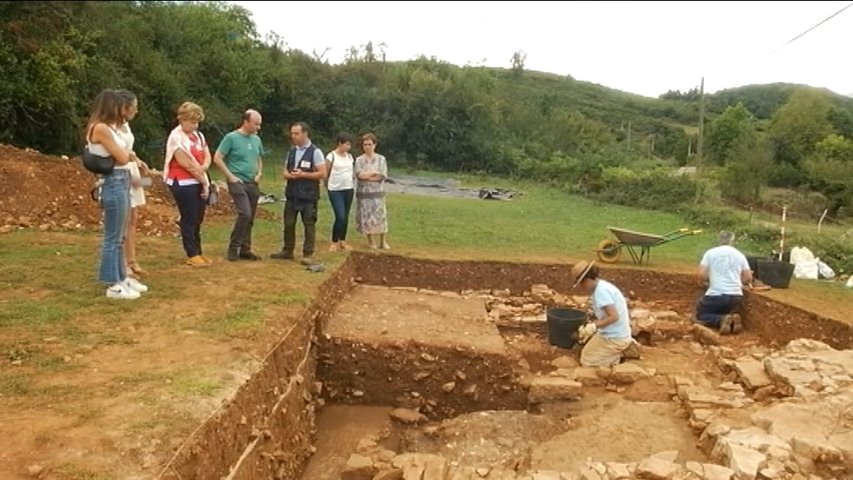 Las excavaciones en La Estaca dejan varios descubrimientos que ayudan a construir la historia de la villa romana