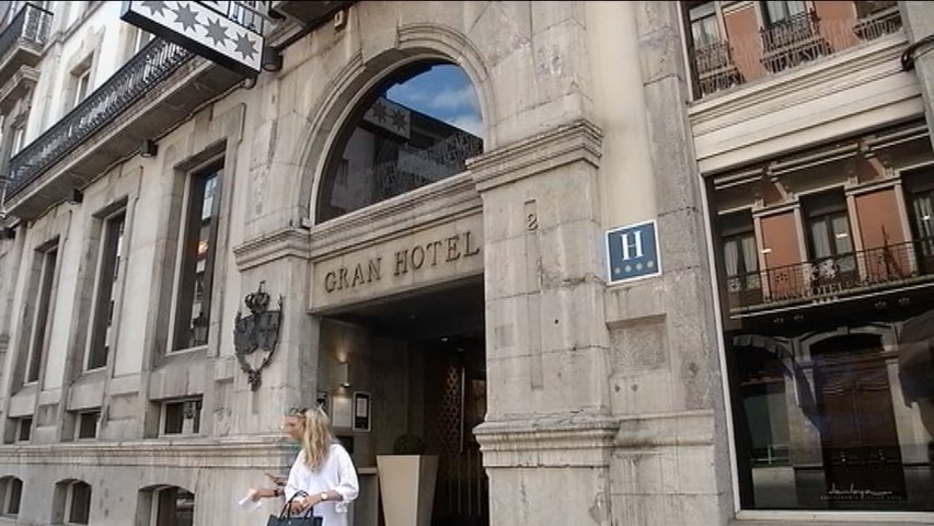 Las pernoctaciones hoteleras bajaron en Asturias un 6,7% en agosto