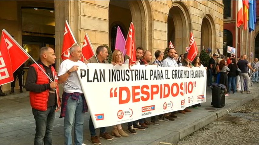 Concentración en Gijón de los trabajadores de Duro Felguera