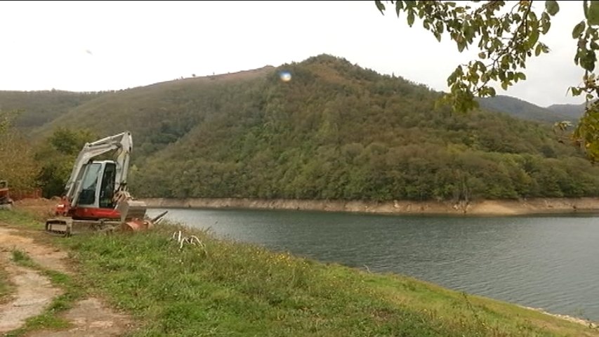 Vecinos y comerciantes de Caso confían en el impulso turístico del embalse de Tanes