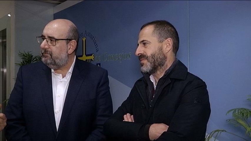 Reunión entre el alcalde de Siero, CSIF y FACC para tratar los retos que afectan a los ayuntamientos