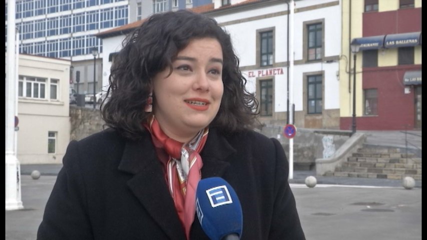 Andrea Moreno vuelve a trabajar a su hogar, tras estudiar y dar sus primeros pasos laborales fuera de Asturias