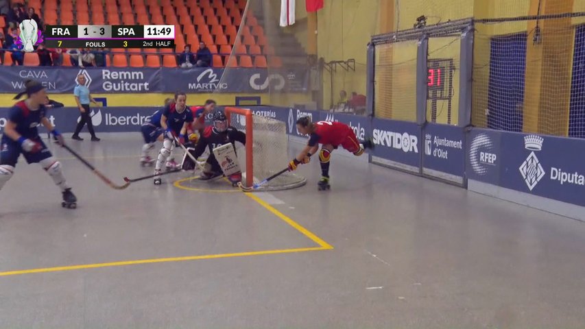 Sara Roces estrella del España-Francia (8-1) del Europeo de hockey sobre patines