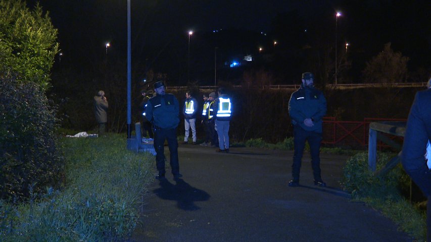 Localizan el cadáver de un hombre en el río Caudal, en Mieres