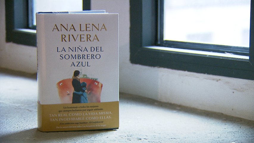 LA NIÑA DEL SOMBRERO AZUL - RIVERA ANA LENA - Sinopsis del libro, reseñas,  criticas, opiniones - Quelibroleo