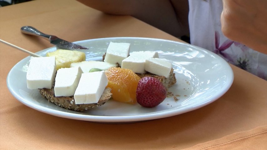 Un plato para una dieta de una persona con obesidad