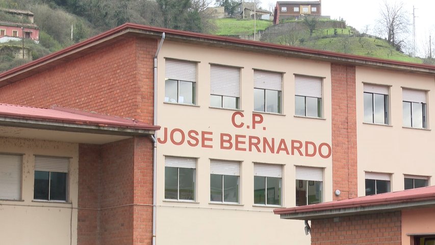 Colegio público José Bernardo en Langreo