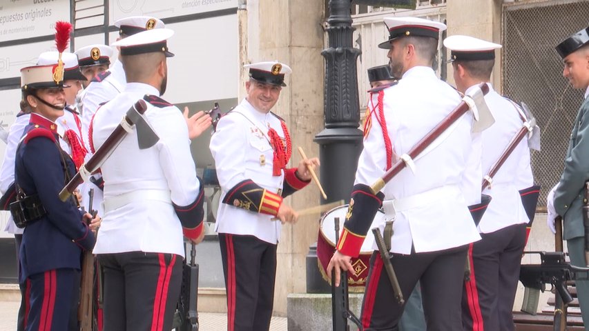 Más de 3.000 militares participan en el desfile del Día de las Fuerzas Armadas