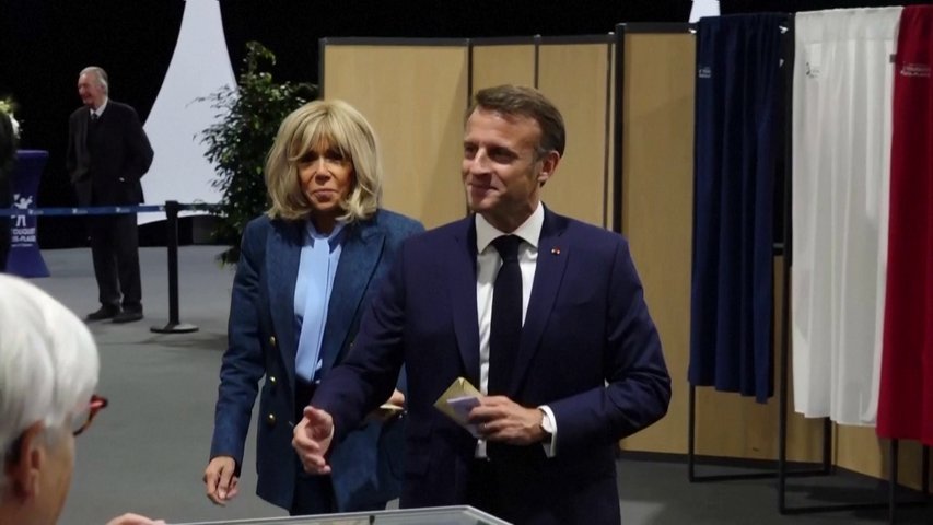 Macron anuncia elecciones anticipadas tras obtener la mitad de votos que Le Pen