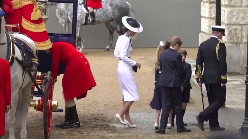 Los británicos expectantes tras el anuncio de la primera aparición pública de Kate Middleton