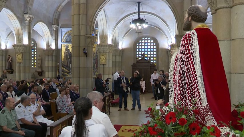 Gijón celebra la bendición de las aguas por San Pedro