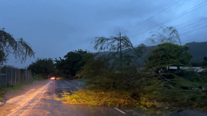 El Caribe mexicano se prepara para la llegada del huracán Beryl en las próximas horas