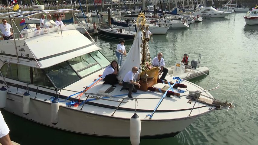 Gijón recupera la procesión marinera del Carmen tras más de medio siglo sin celebrarse 