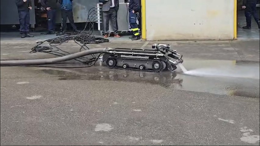 El primer robot de limpieza de tanques industriales del país es asturiano