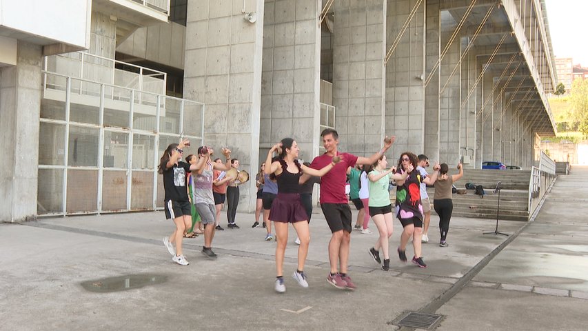 La Escuela de Asturianía despide el primer curso de su séptima promoción