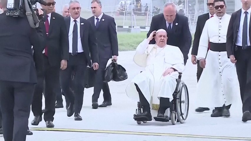 El papa Francisco inicia en Indonesia una gira para reforzar los lazos con el islam