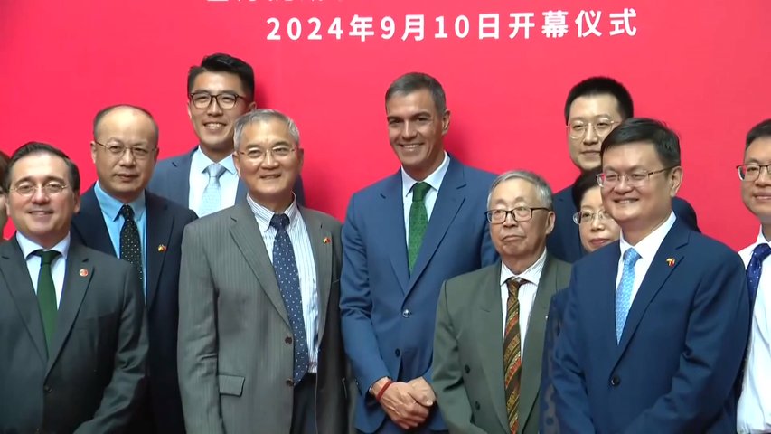 Sánchez en la inauguración de la segunda sede del instituto Cervantes en Shanghái